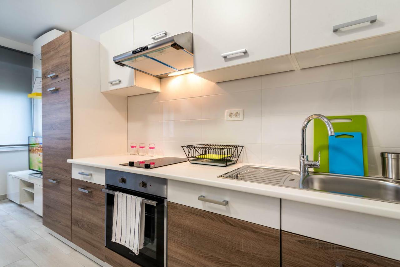 Ferienwohnung Apartman Paola Pula Exterior foto