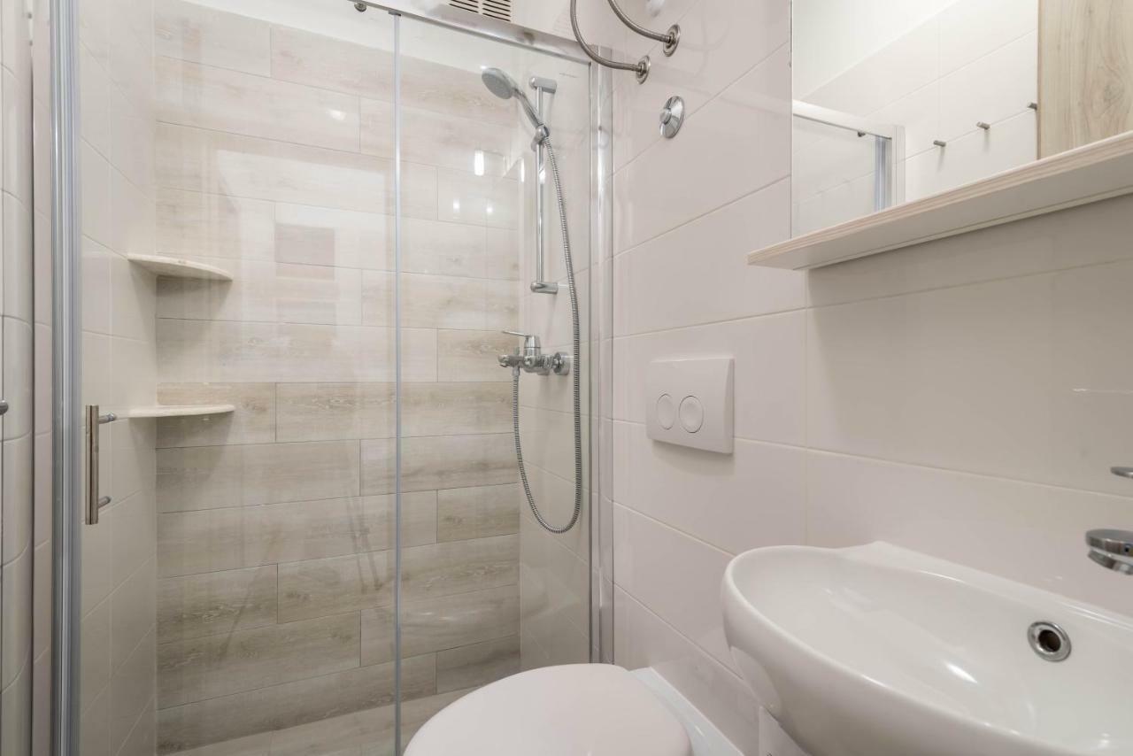 Ferienwohnung Apartman Paola Pula Exterior foto